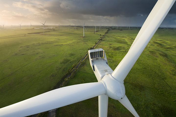 Vestas blade turbine low def
